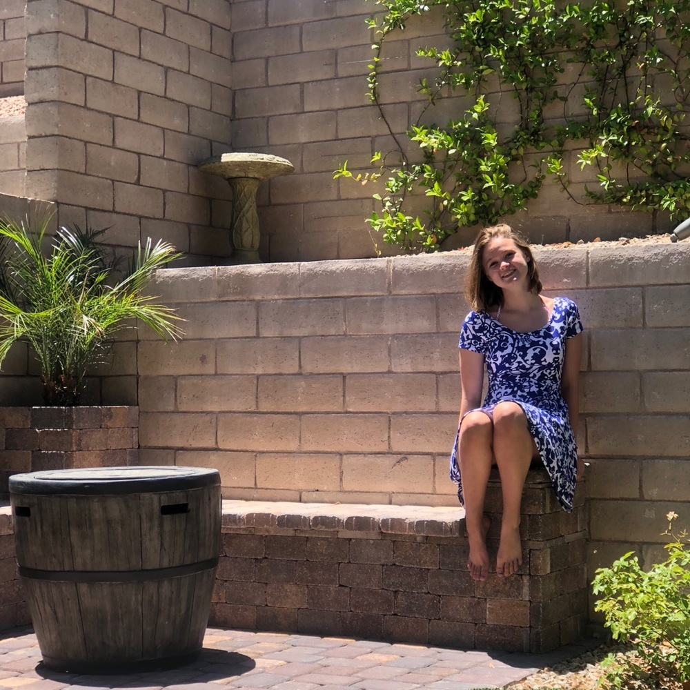 Meet your Posher, Elena